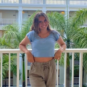 Meet your Posher, Holly